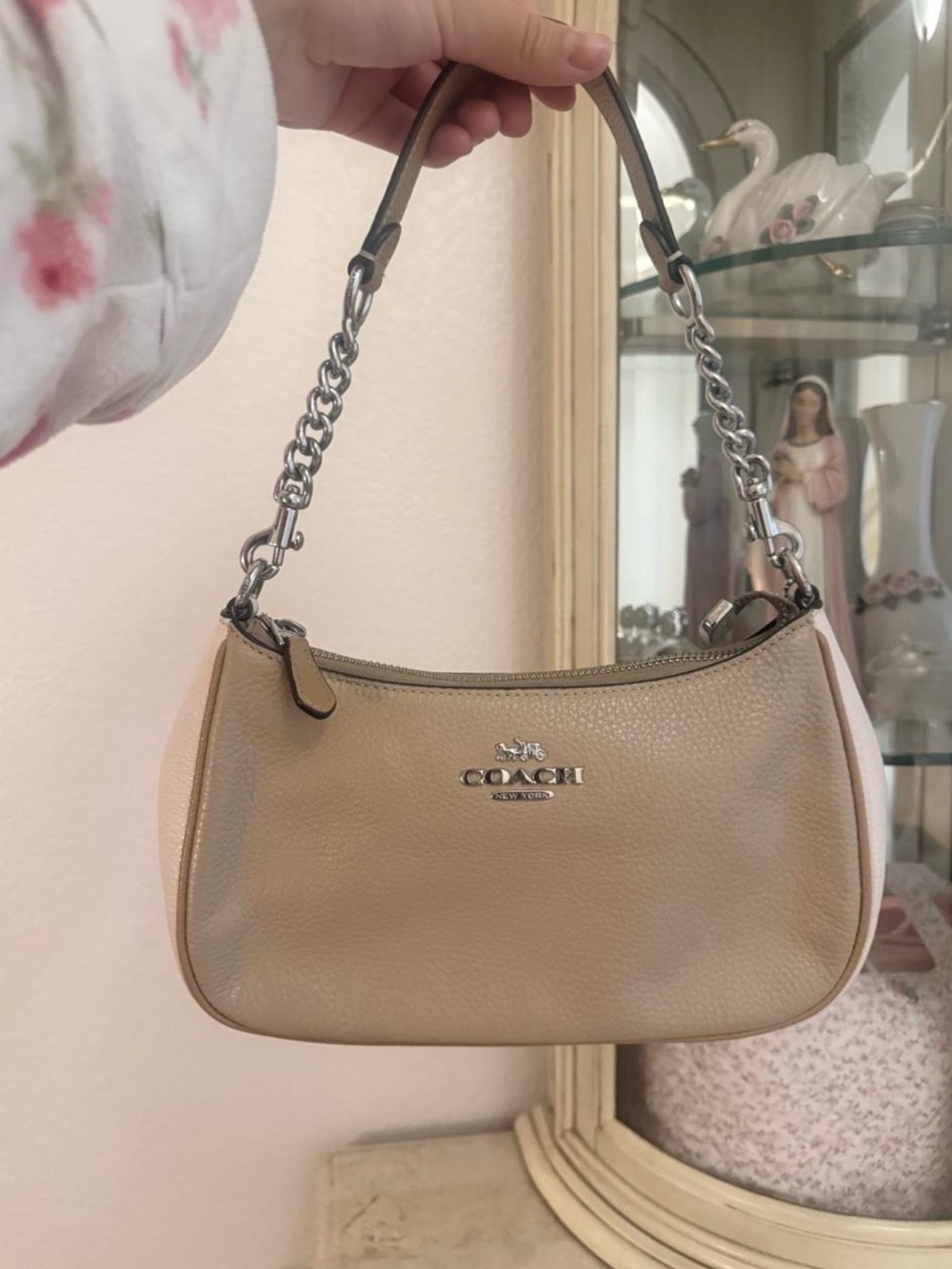 Coach Terri Two-Tone Pebbled Leather Shoulder Bag in Taupe and Cream